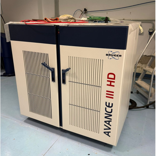 Bruker Ascend 850